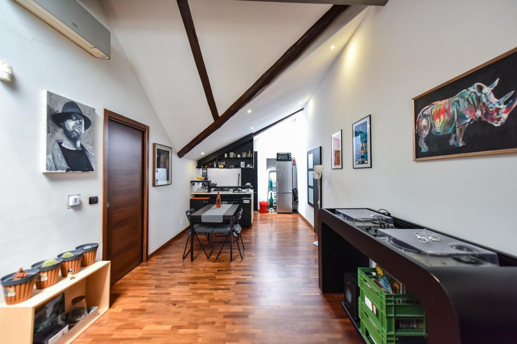 Modern Piazza Statuto Porta Susa Fs Apartment Turin