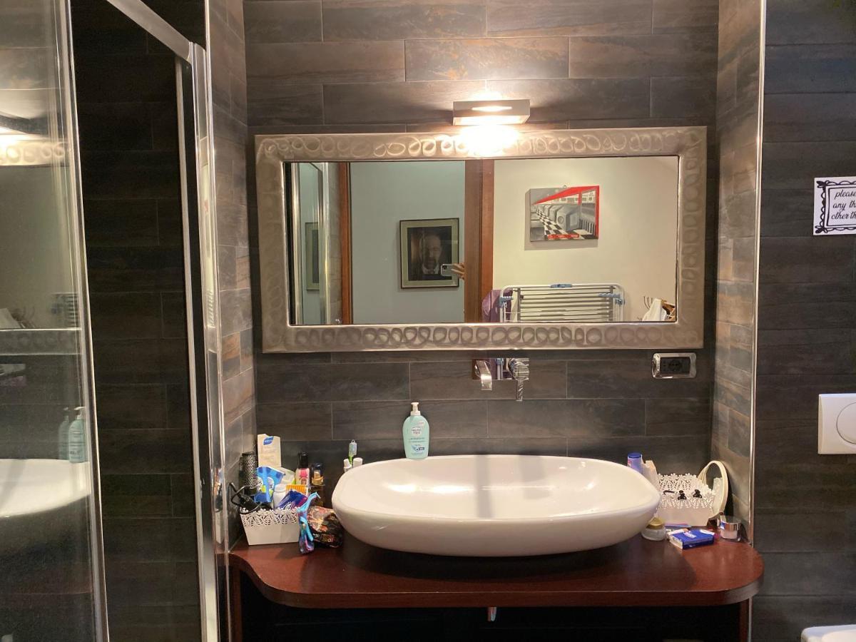 Appartement Modern Piazza Statuto Porta Susa Fs Turin